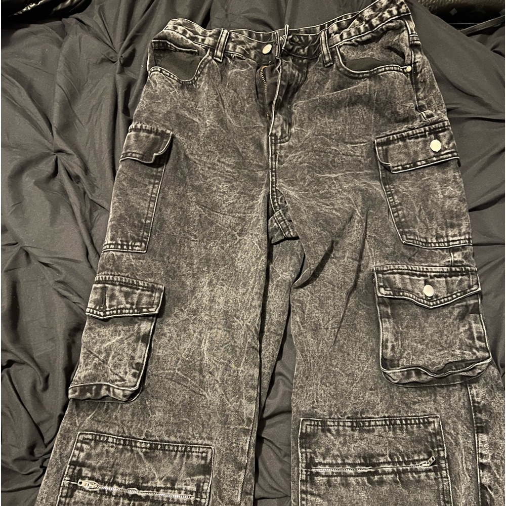 Acid wash cargo pants